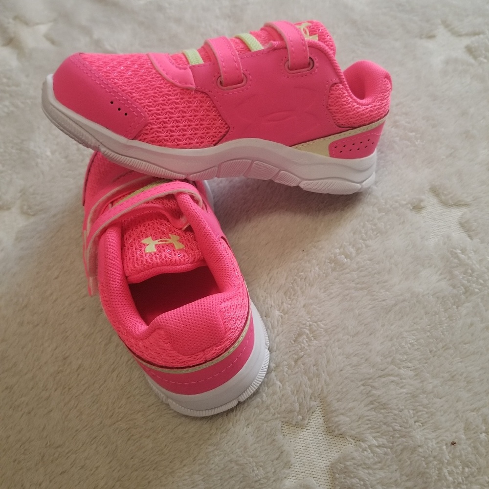 Brand new underarmour shoes
